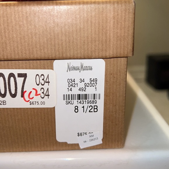 Christian Louboutin Nude Patent Leather So Kate 38.5 - Picture 10 of 10